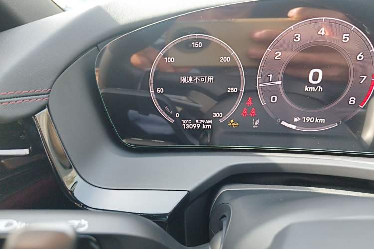 Used Porsche Panamera 2024 Panamera 2.9T Odometer Close Up