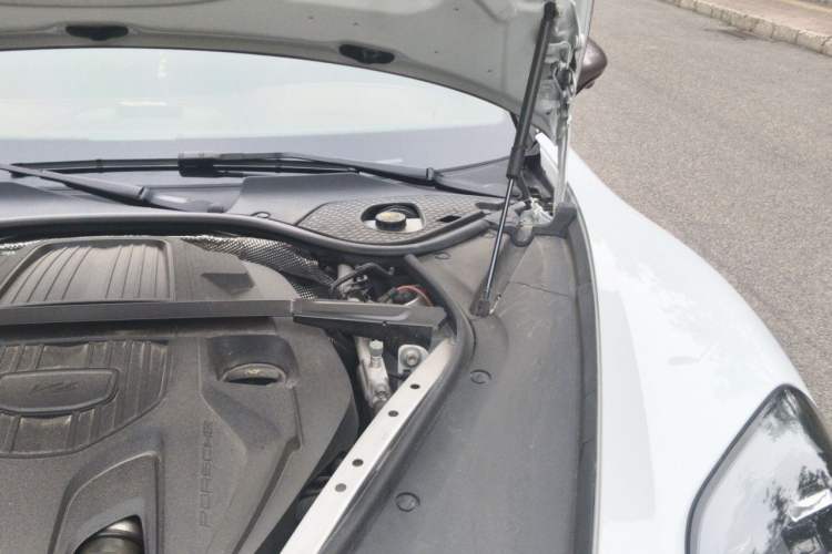 Used Porsche Panamera 2024 Panamera Executive Long Wheelbase 2.9T Engine Bay Left