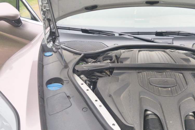 Used Porsche Panamera 2024 Panamera Executive Long Wheelbase 2.9T Engine Bay Right