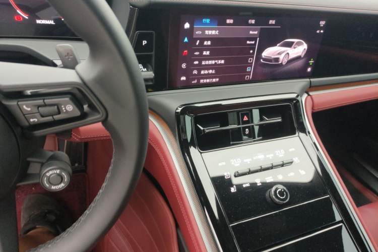 Used Porsche Panamera 2024 Panamera Executive Long Wheelbase 2.9T Audio And AC Panel