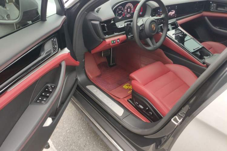 Used Porsche Panamera 2024 Panamera Executive Long Wheelbase 2.9T Driver Seat