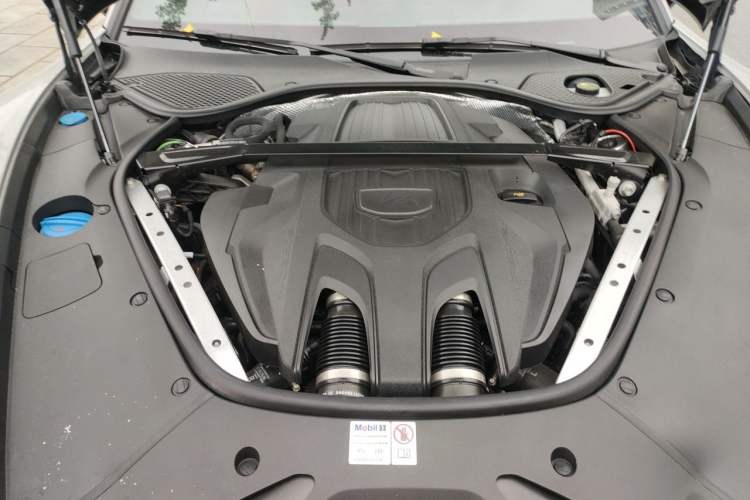 Used Porsche Panamera 2024 Panamera Executive Long Wheelbase 2.9T Engine Bay