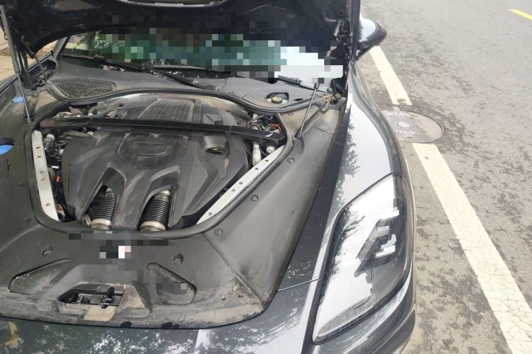 Used Porsche Panamera 2024 Panamera 2.9T Engine Bay Left