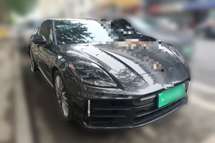 Used Porsche Panamera 2024 Panamera 2.9T Front Right 45 Deg