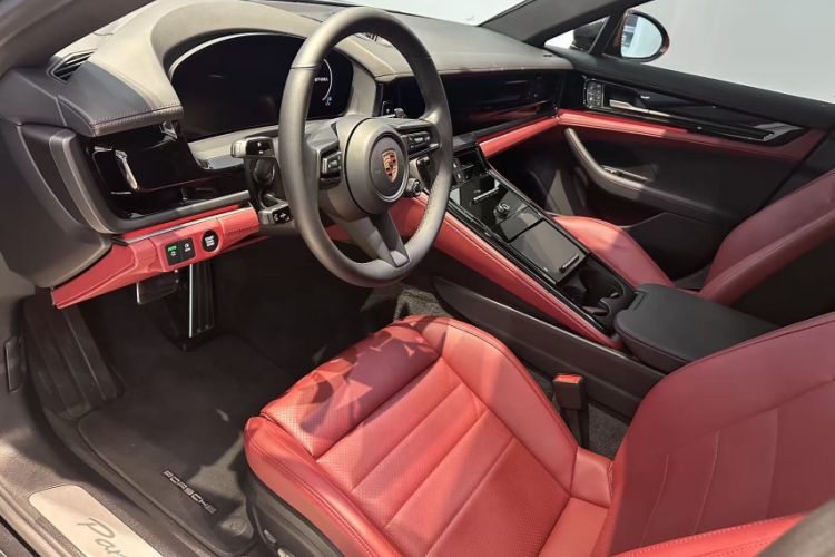Used Porsche Panamera 2024 Panamera 2.9T Interior 5