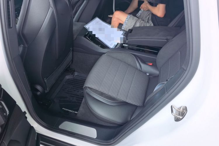 Used Porsche Panamera 2024 Panamera 2.9T Left Rear Seat