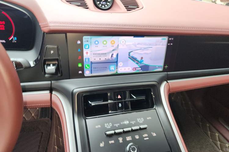 Used Porsche Panamera 2024 Panamera 2.9T Audio And AC Panel