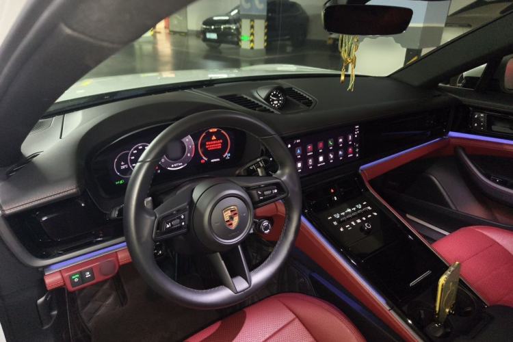 Used Porsche Panamera 2024 Panamera 2.9T Center Console