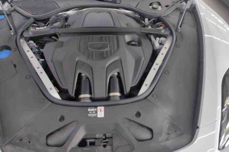 Used Porsche Panamera 2024 Panamera 2.9T Engine Bay