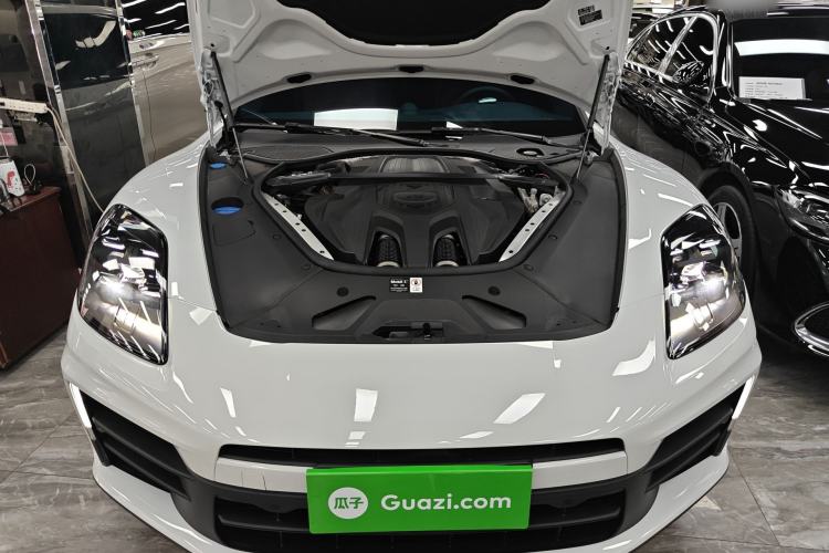 Used Porsche Panamera 2024 Panamera 2.9T Engine Bay