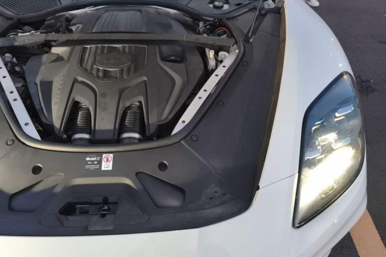 Used Porsche Panamera 2024 Panamera 2.9T Engine Bay Left
