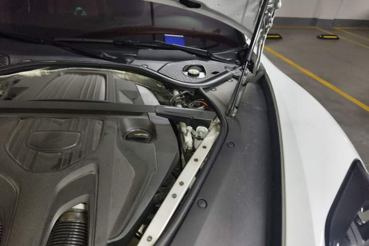 Used Porsche Panamera 2024 Panamera 2.9T Engine Bay Left