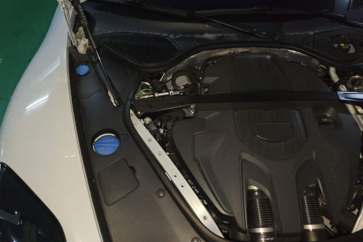 Used Porsche Panamera 2024 Panamera 2.9T Engine Bay Right