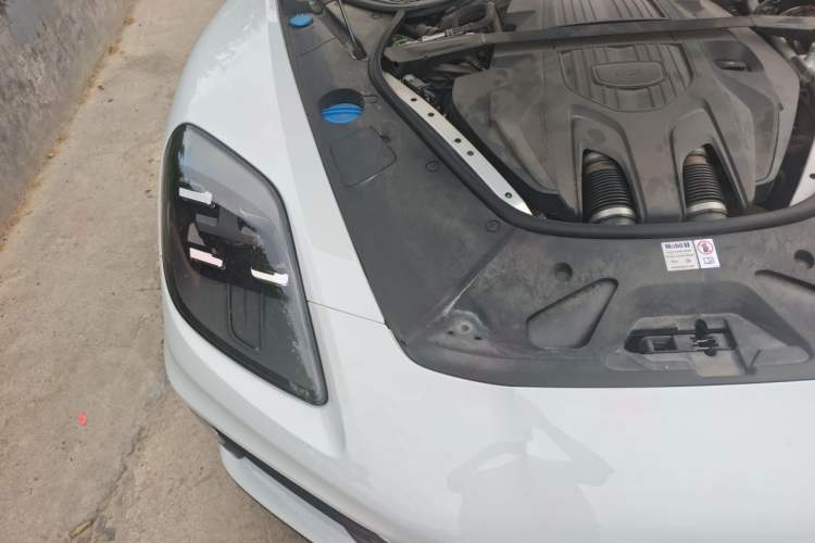Used Porsche Panamera 2024 Panamera Executive Long Wheelbase 2.9T Engine Bay Right