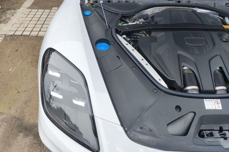 Used Porsche Panamera 2024 Panamera 2.9T Engine Bay Right