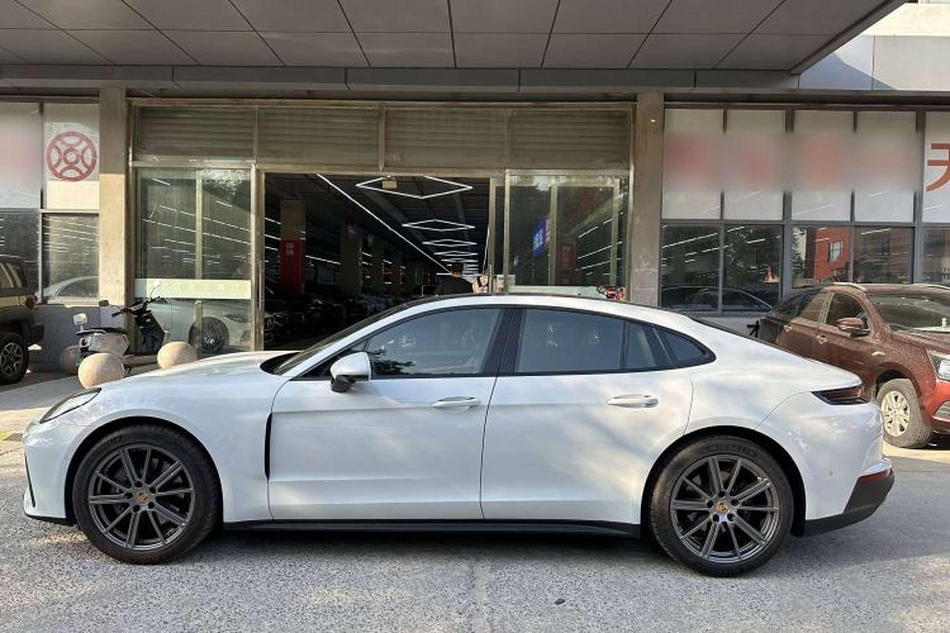 Used Porsche Panamera 2024 Panamera 2.9T Exterior 3