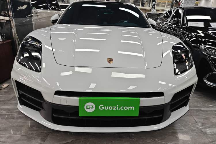 Used Porsche Panamera 2024 Panamera 2.9T Front