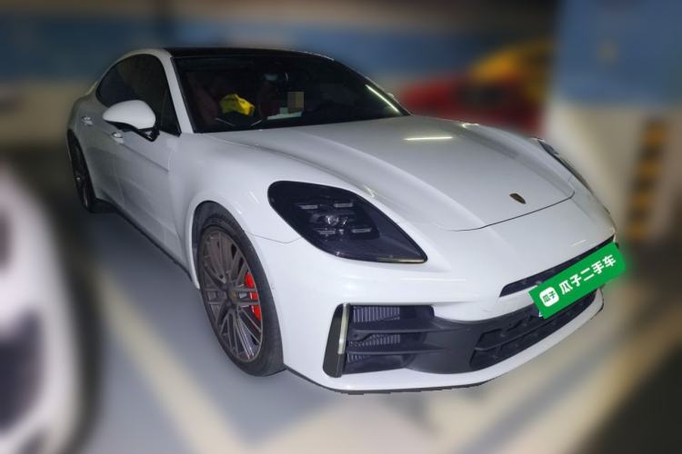 Used Porsche Panamera 2024 Panamera 2.9T Front Right 45 Deg