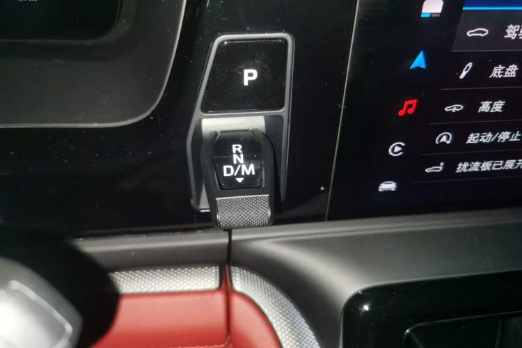 Used Porsche Panamera 2024 Panamera Executive Long Wheelbase 2.9T Gear Lever