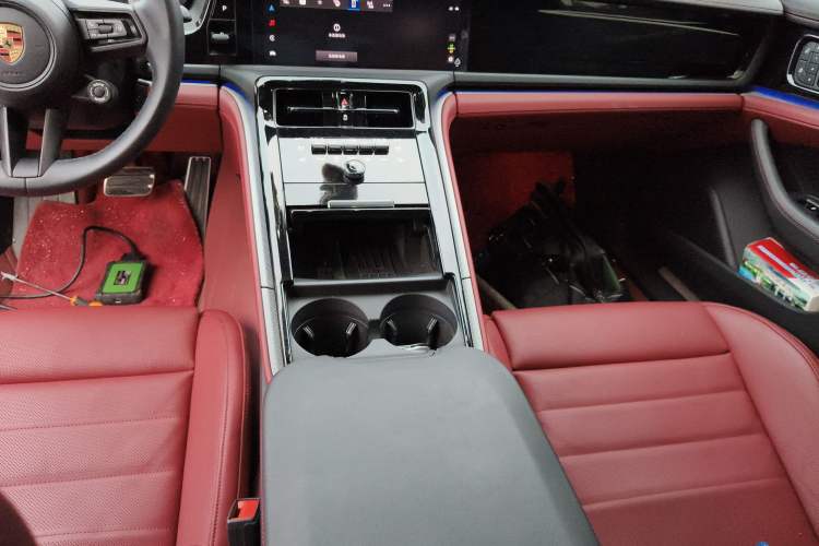 Used Porsche Panamera 2024 Panamera Executive Long Wheelbase 2.9T Gear Lever