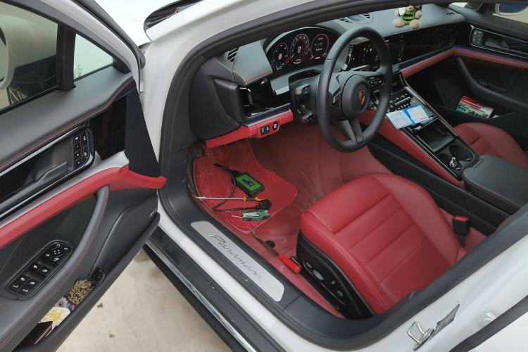 Used Porsche Panamera 2024 Panamera Executive Long Wheelbase 2.9T Interior 3