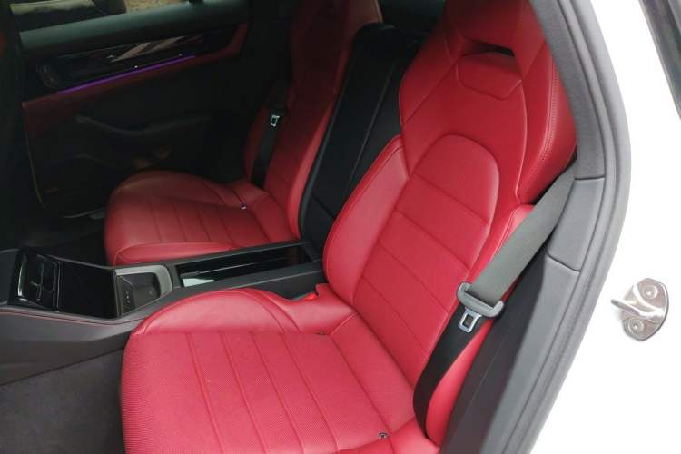 Used Porsche Panamera 2024 Panamera 2.9T Left Rear Seat