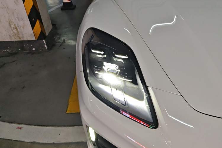 Used Porsche Panamera 2024 Panamera 2.9T Right Front Headlight