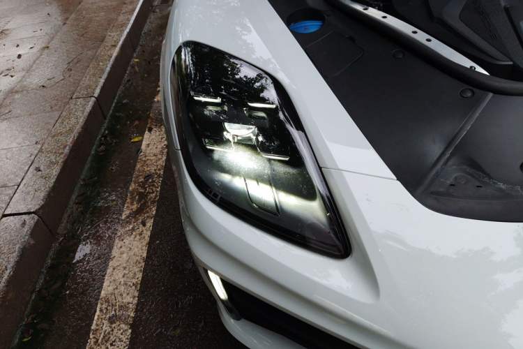 Used Porsche Panamera 2024 Panamera 2.9T Right Front Headlight