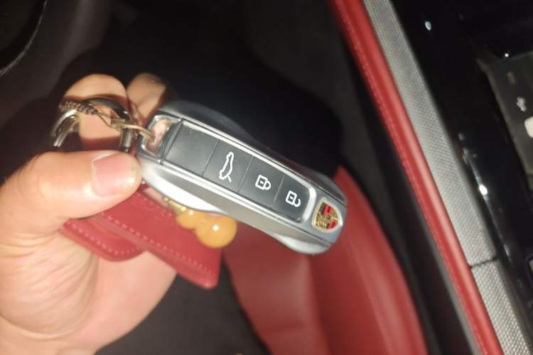 Used Porsche Panamera 2024 Panamera Executive Long Wheelbase 2.9T Vehicle Key