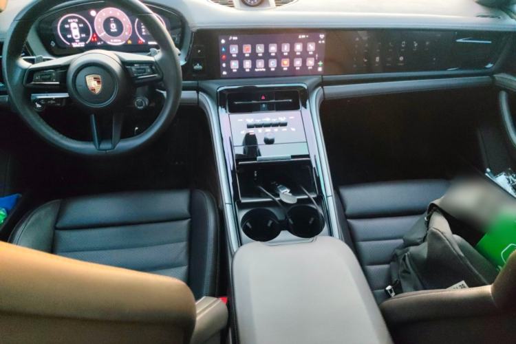 Used Porsche Panamera 2024 Panamera 2.9T Center Console