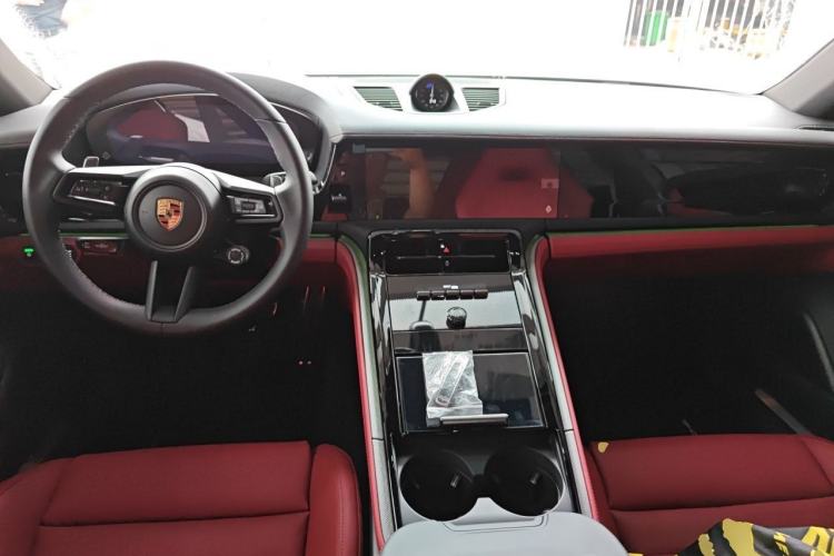 Used Porsche Panamera 2026 Model Panamera 2.9T Center Console