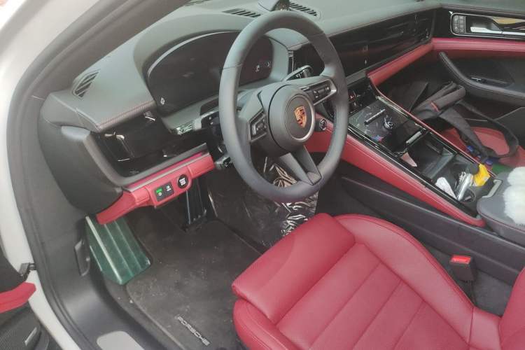 Used Porsche Panamera 2026 Model Panamera Enjoyment Edition 2.9T Driver Seat