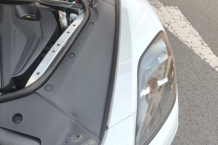 Used Porsche Panamera 2026 Model Panamera Enjoyment Edition 2.9T Engine Bay Left