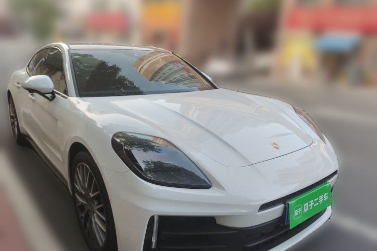 Used Porsche Panamera 2026 Model Panamera Enjoyment Edition 2.9T Front Right 45 Deg