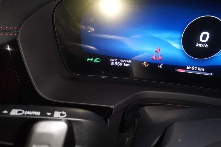 Used Porsche Panamera 2026 Model Panamera 4 Executive Extended Version 2.9T Odometer Close Up