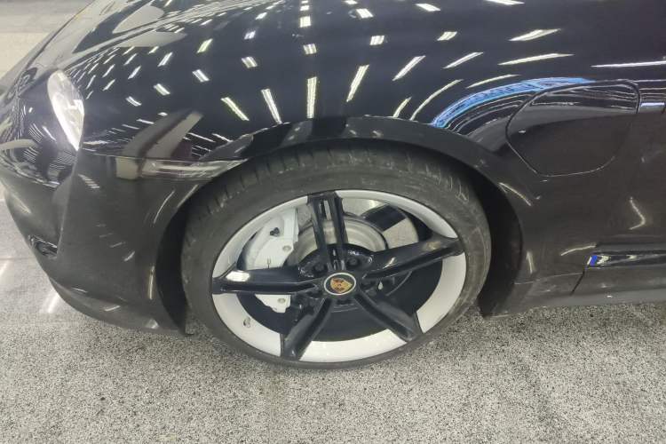 Used Porsche Taycan 2020 Taycan Left Front Wheel Hub
