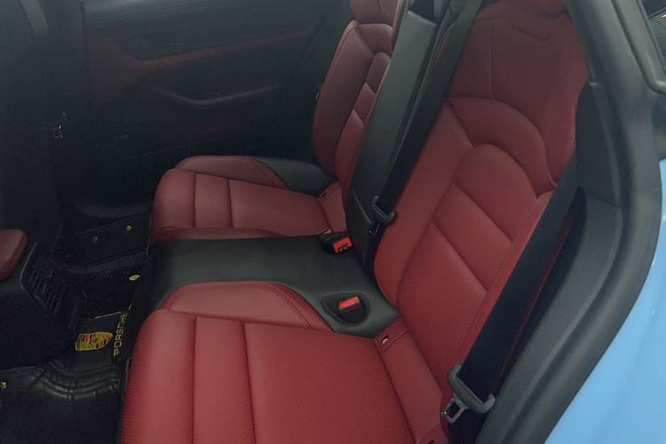 Used Porsche Taycan 2022-Year Updated Taycan Interior 1