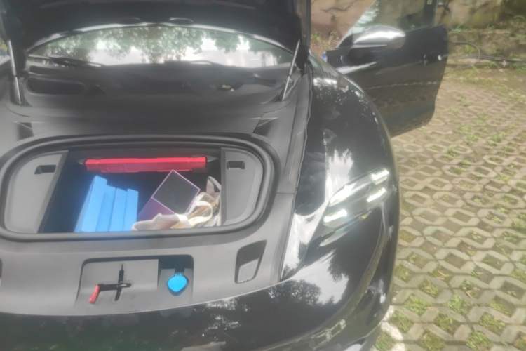 Used Porsche Taycan 2019 Taycan Turbo Engine Bay Left