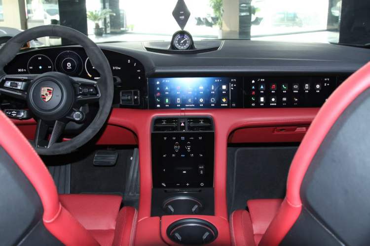 Used Porsche Taycan 2019 Taycan 4S Interior 4