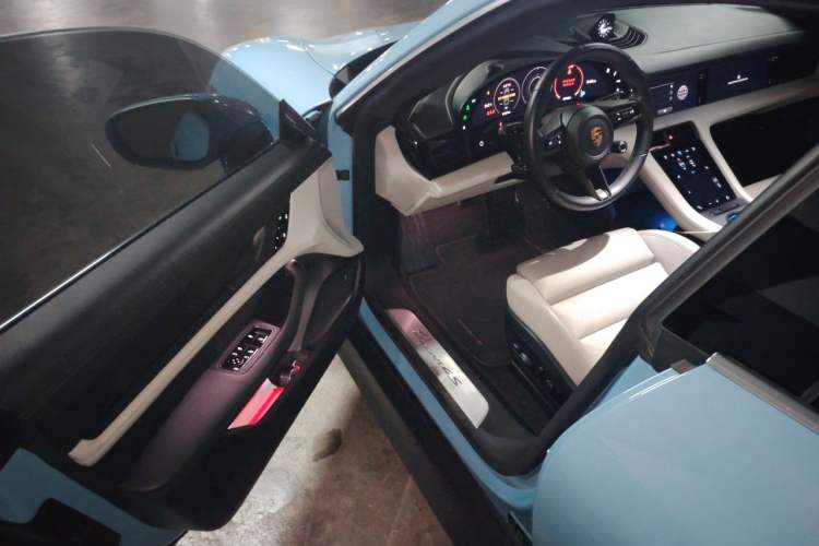 Used Porsche Taycan 2019 Taycan 4S Driver Seat