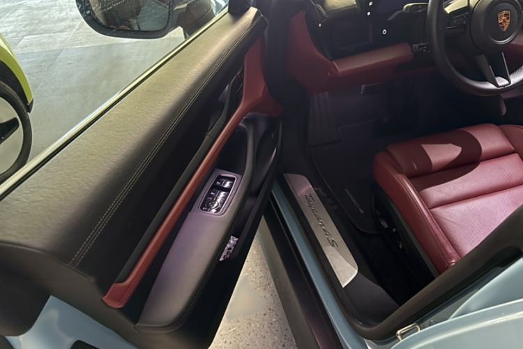 Used Porsche Taycan 2019 Taycan 4S Interior 5