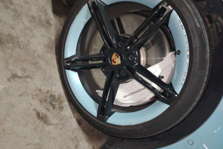 Used Porsche Taycan 2019 Taycan 4S Right Front Wheel Hub