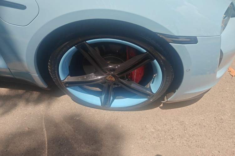Used Porsche Taycan 2019 Taycan 4S Right Front Wheel Hub