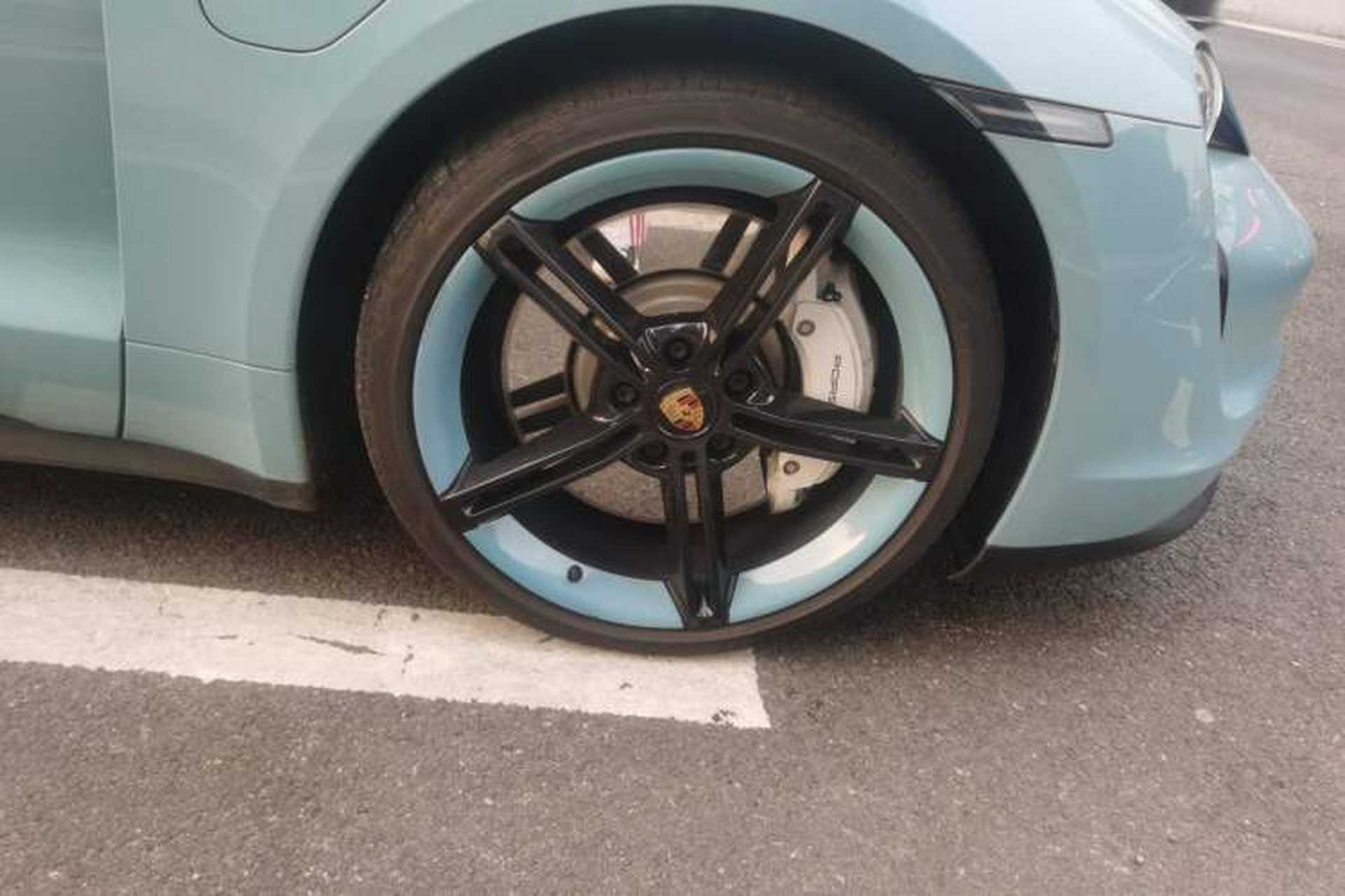 Used Porsche Taycan 2019 Taycan 4S Right Front Wheel Hub