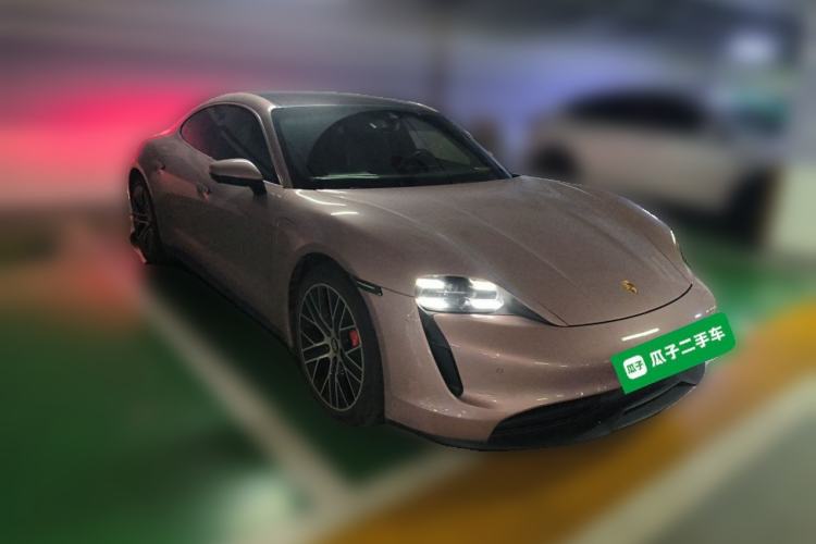 Used Porsche Taycan 2019 Taycan 4S Front Right 45 Deg