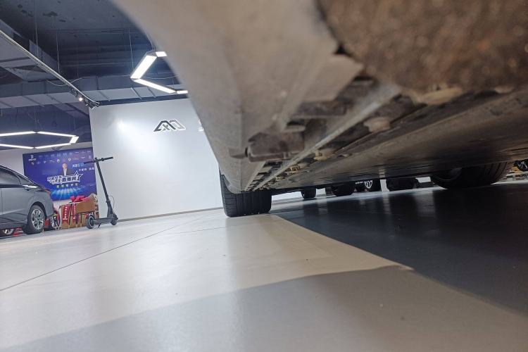 Used Porsche Taycan 2019 Taycan 4S Right Side Sill