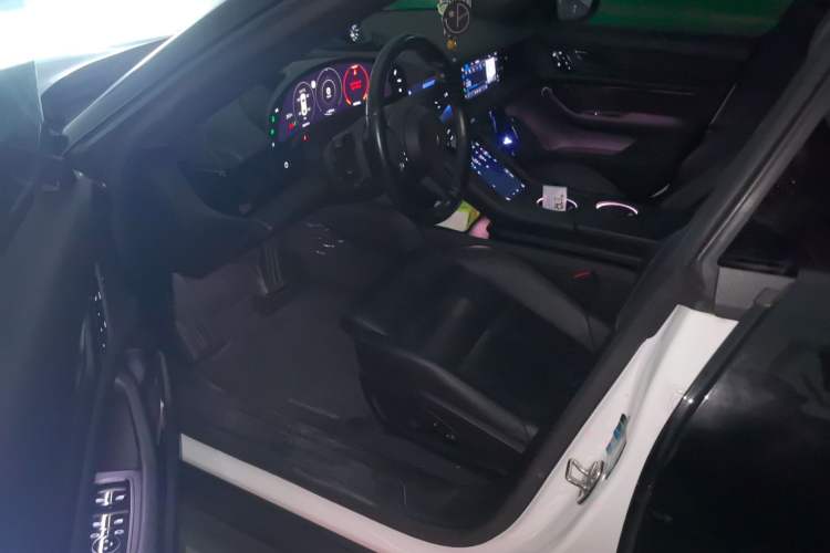 Used Porsche Taycan 2020 Taycan Driver Seat