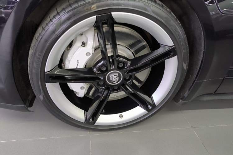 Used Porsche Taycan 2020 Taycan Left Front Wheel Hub