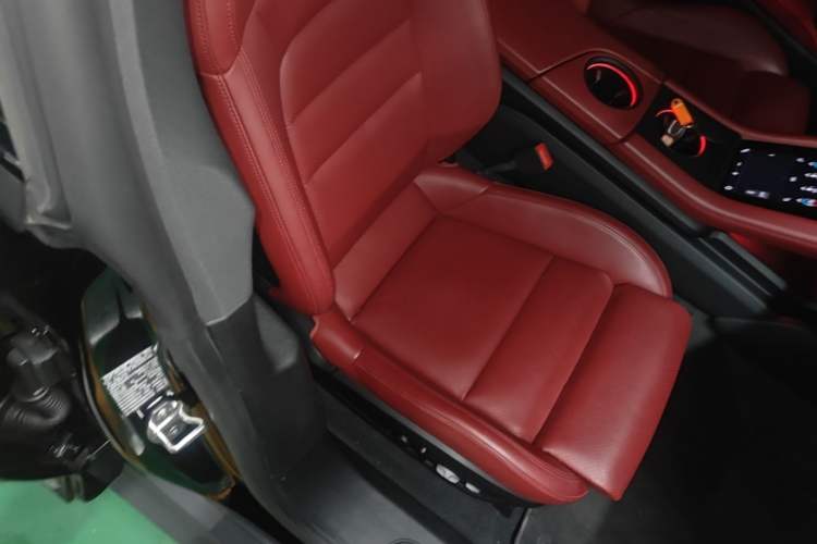 Used Porsche Taycan 2020 Taycan Right Front Seat