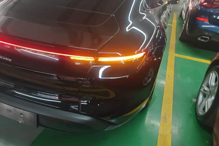 Used Porsche Taycan 2020 Taycan Right Rear Taillight